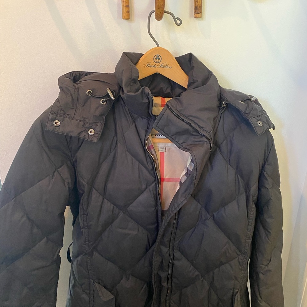 Burberry Women’s Black Quilted Puffer Jacket Size Small